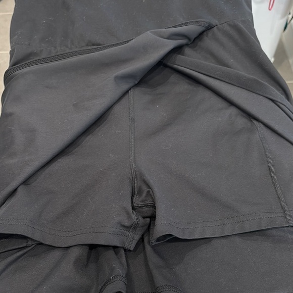 Chic Black Sleeveless Romper - Picture 5 of 5